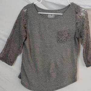SO 3/4 Length Laced Sleeved Top